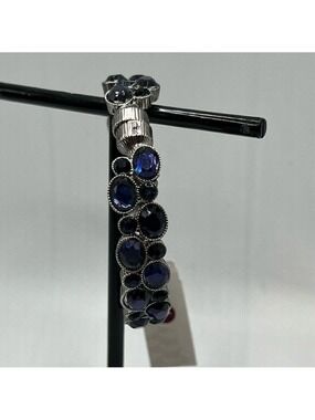 Dress Barn Bracelet Silver Blue Magnetic